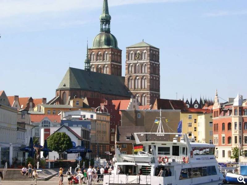 Weisse Flotte in Stralsund TMV/ Grundner