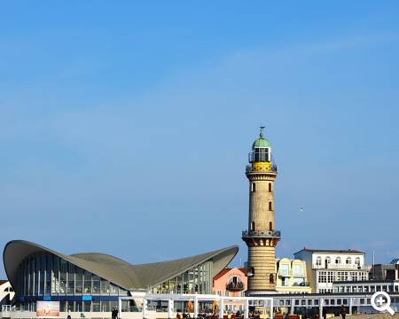 Leuchtturm Warnemünde © pixabay.com