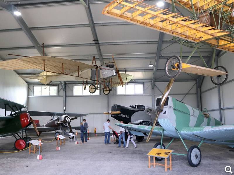 Ausstellung Flugzeuge 1909 1927