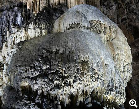 Nebelhöhle © unsplash.com