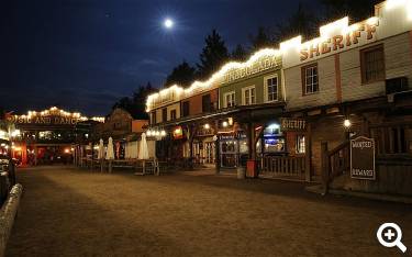 Pullman City am Abend Foto: Pullman City