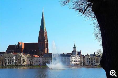 Schweriner Dom © pixabay.com
