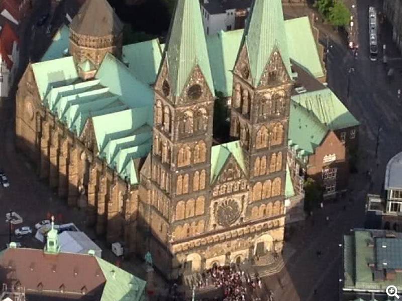 St. Petri Dom Bremen von oben Bremer Ballonteam
