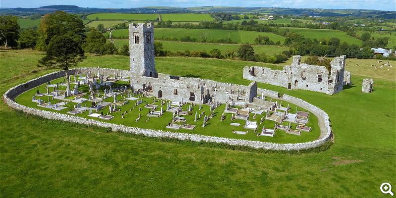 Hill of Slane - ©Fáilte Ireland / Tourism Ireland