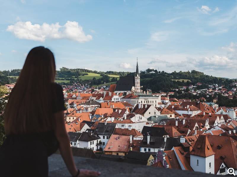 Ausblick über die Stadt DMO Český Krumlov Region, z.s. / @ceskykrumlovofficial 