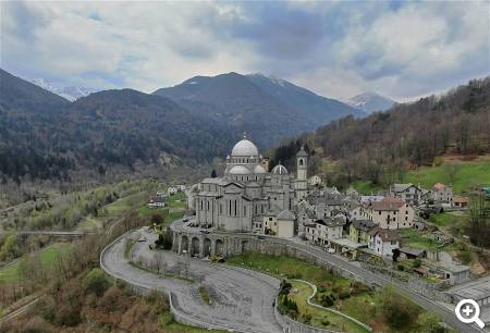 Basilika Madonna del Sangue © unsplash.com