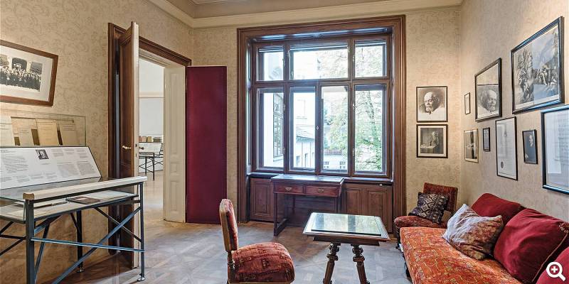 Wartezimmer - © Hertha Hurnaus/Sigmund Freud Privatstiftung