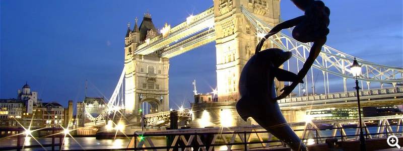 Die Tower Bridge am Abend
