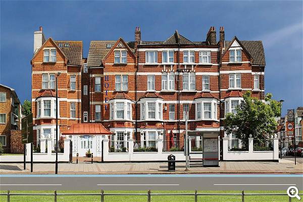 Euro Hotel Clapham Außenansicht