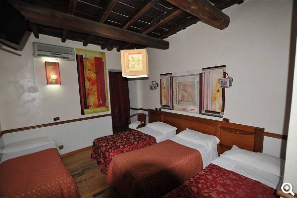 Hotel Prassede Zimmeransicht