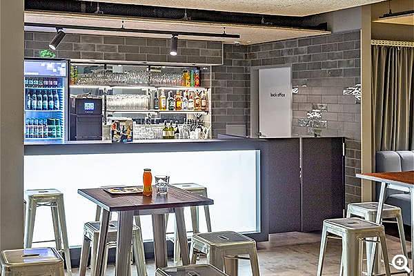 Lobbybar