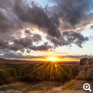 Sonnenuntergang auf der Burg und Festung Regenstein