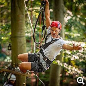 Spaß im Kletterpark